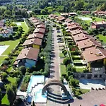 5 Min From Garda, With Free Swimming Pool Appartement Padenghe sul Garda