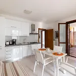 5 Min From Garda, With Free Swimming Pool *