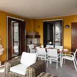 5 Min From Garda, With Free Swimming Pool Appartement *