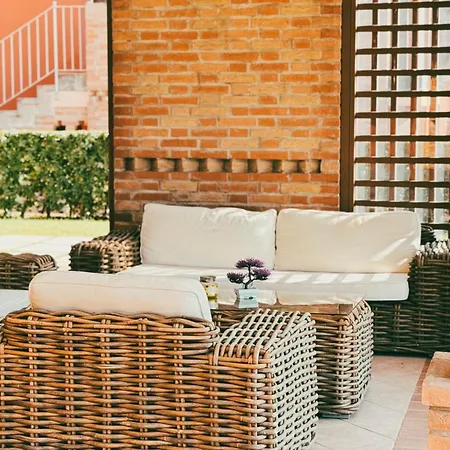 아파트 5 Min From Garda, With Free Swimming Pool *