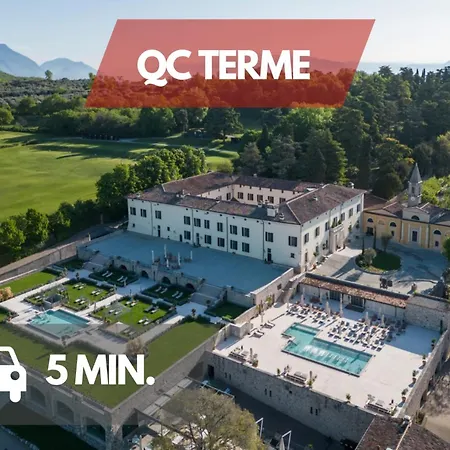 아파트 5 Min From Garda, With Free Swimming Pool